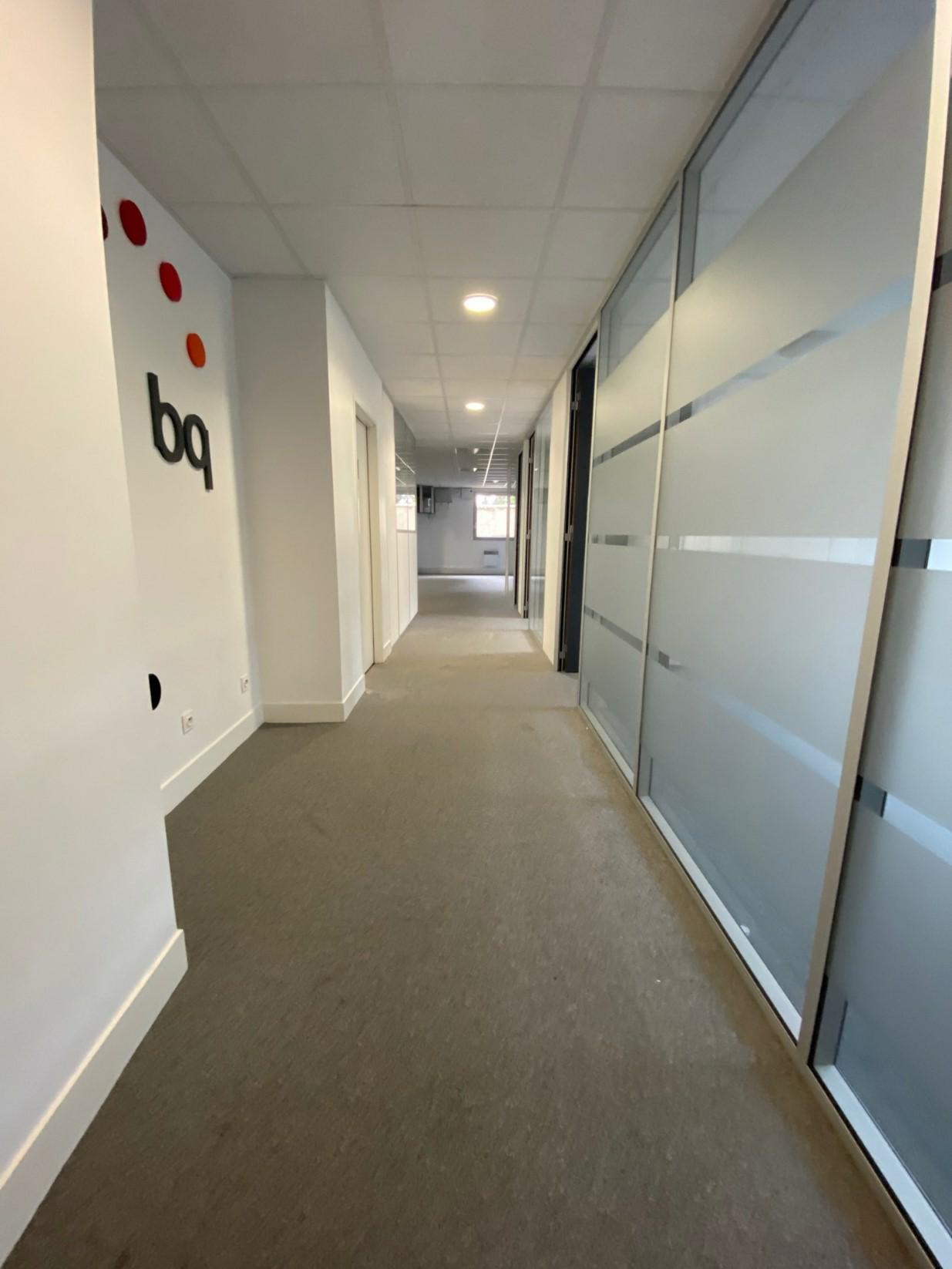 Bureau Cachan 2342m² Location bureau Cachan Val-de-Marne OLBUR2104316 2